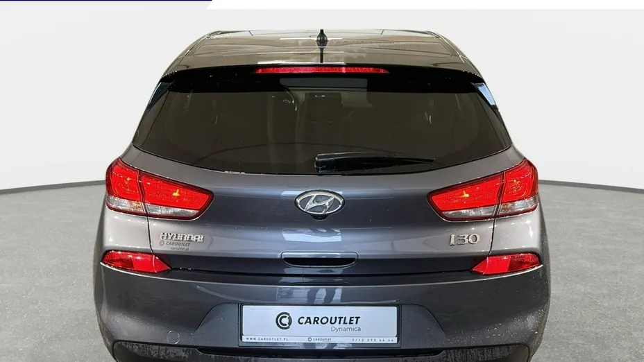 HYUNDAI i30 -