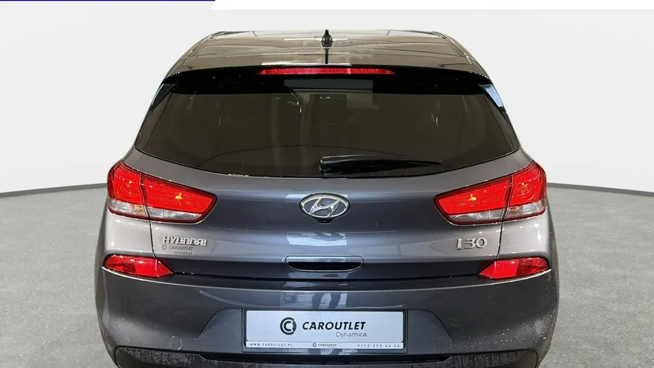HYUNDAI i30 -