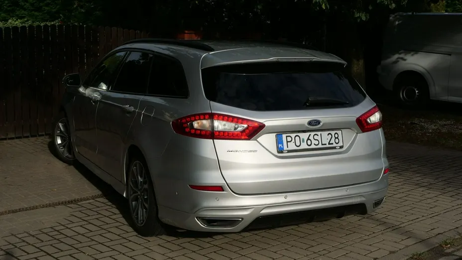 FORD Mondeo -