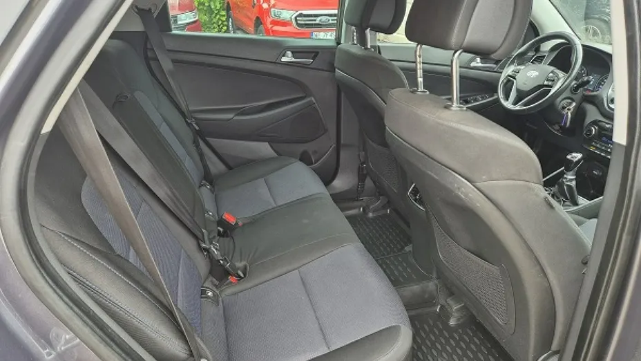 HYUNDAI Tucson -