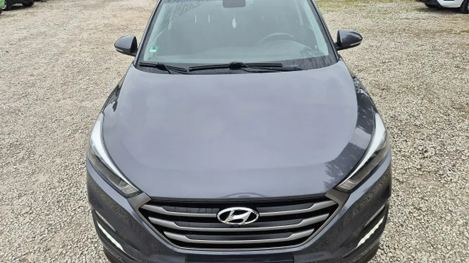 HYUNDAI Tucson -