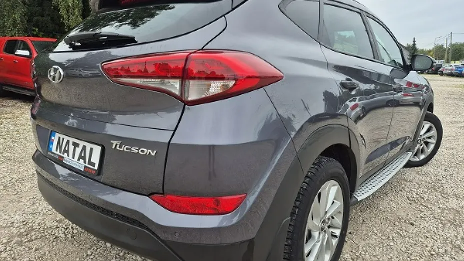 HYUNDAI Tucson -