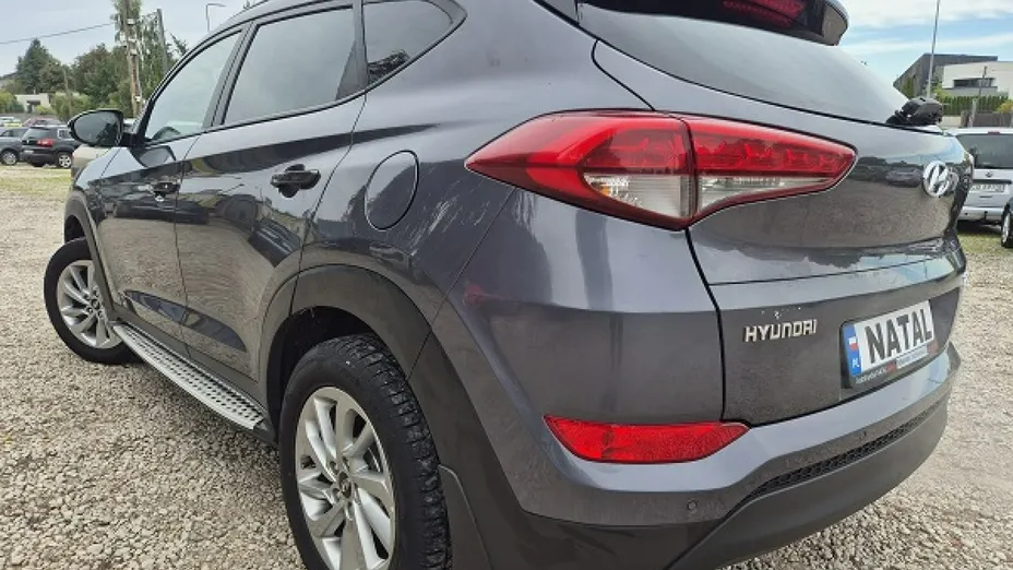 HYUNDAI Tucson -