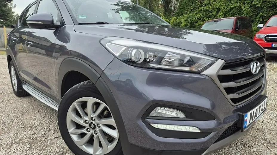 HYUNDAI Tucson -