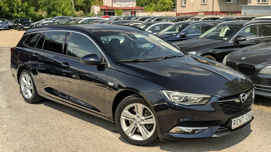 OPEL Insignia -