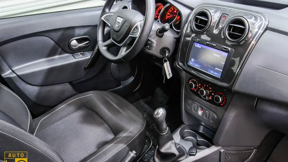 DACIA Sandero -