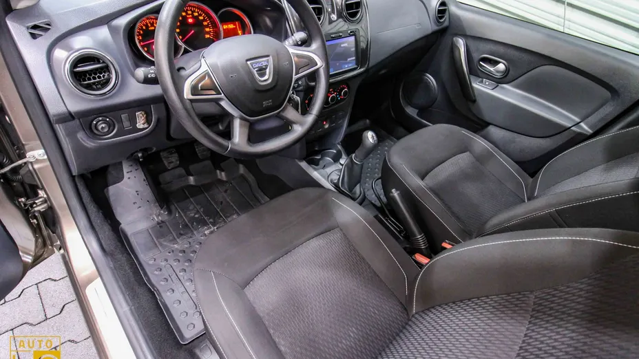 DACIA Sandero -