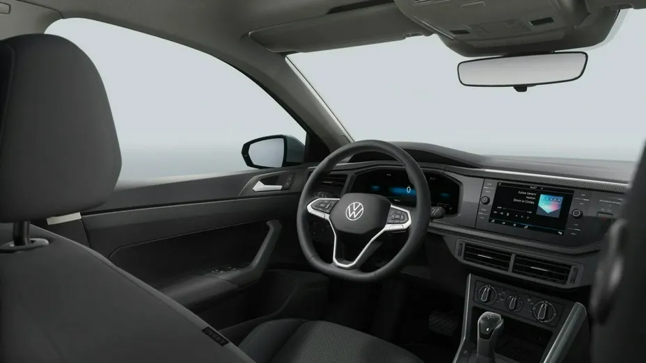VOLKSWAGEN Polo -