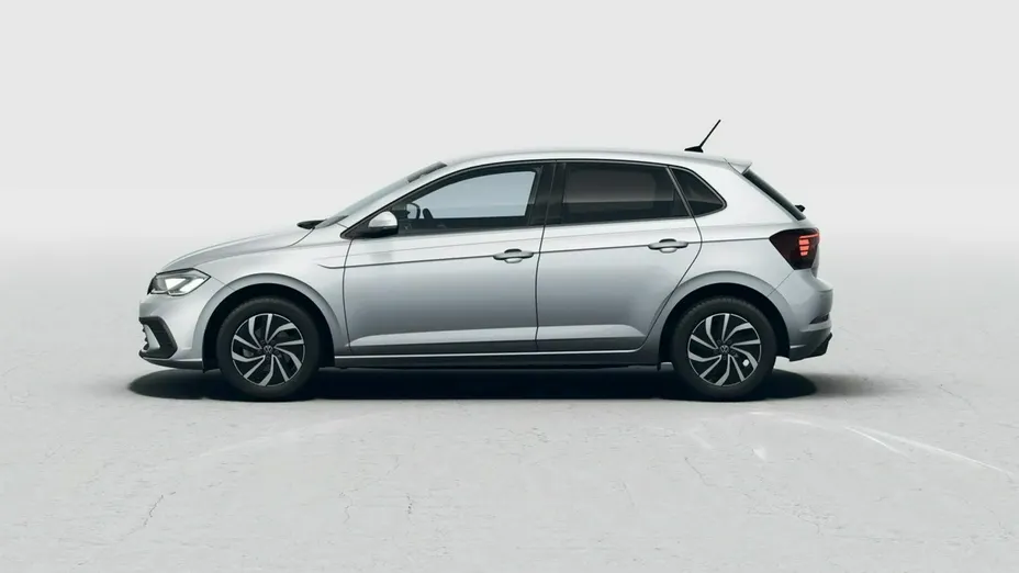 VOLKSWAGEN Polo -