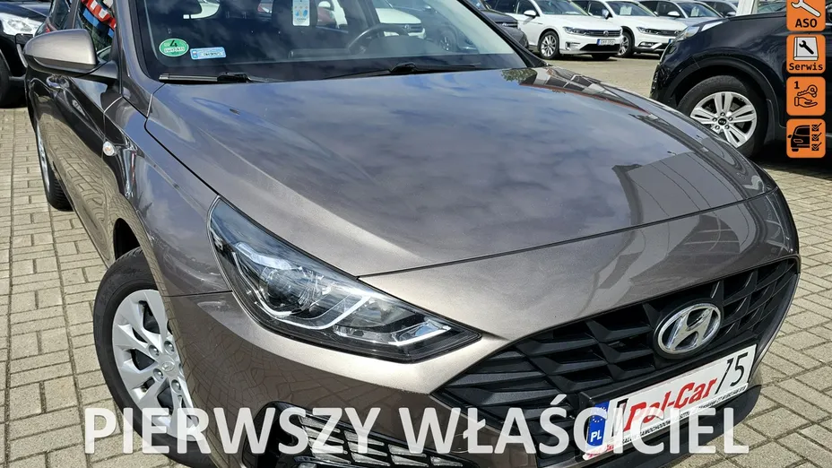 HYUNDAI i30 -