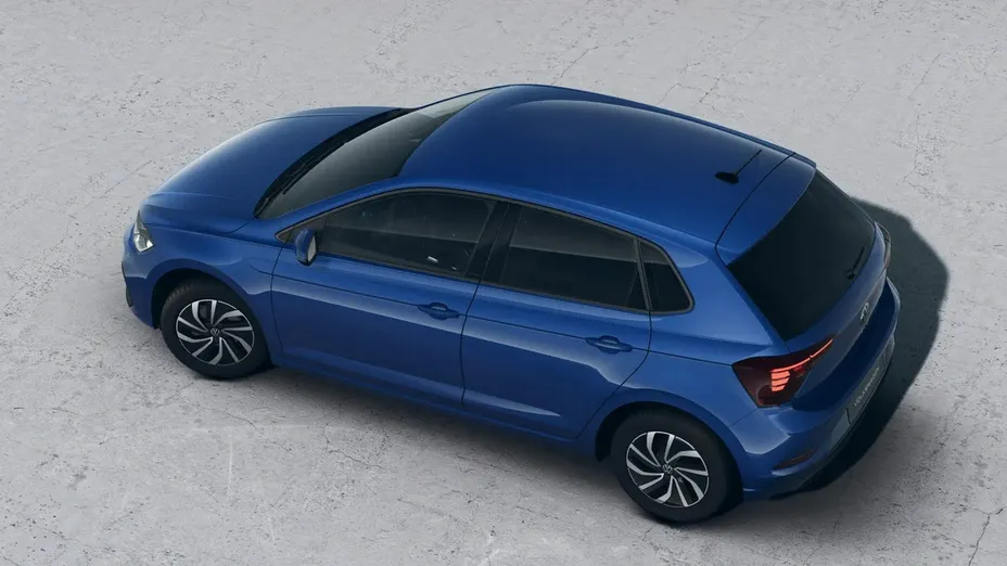 VOLKSWAGEN Polo -