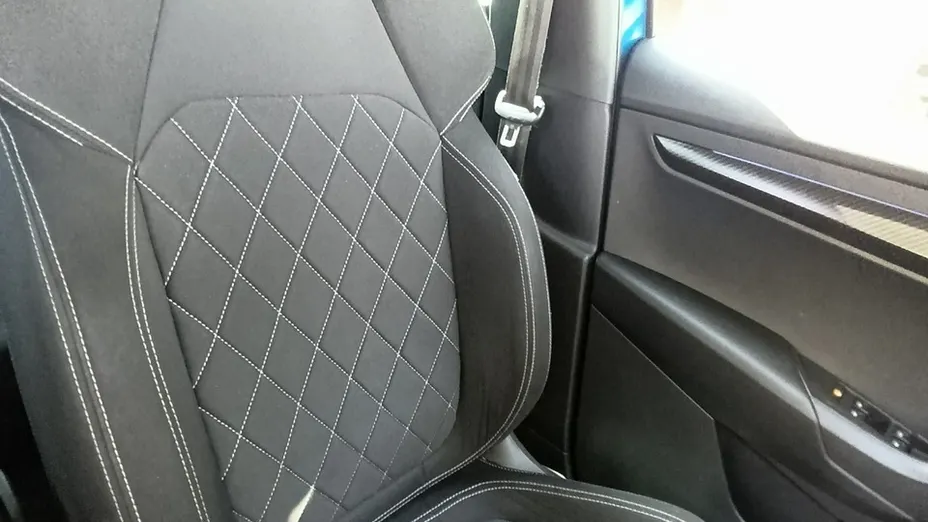 SKODA Karoq -