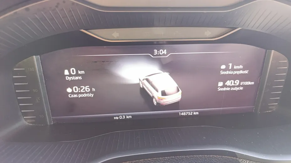 SKODA Karoq -