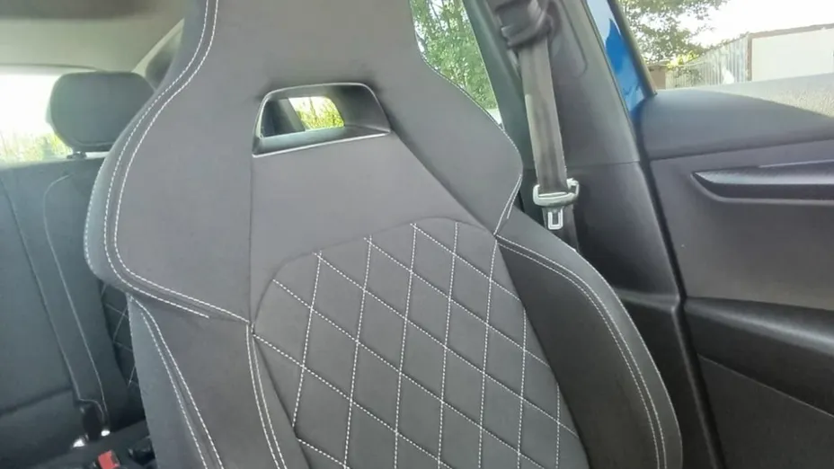 SKODA Karoq -
