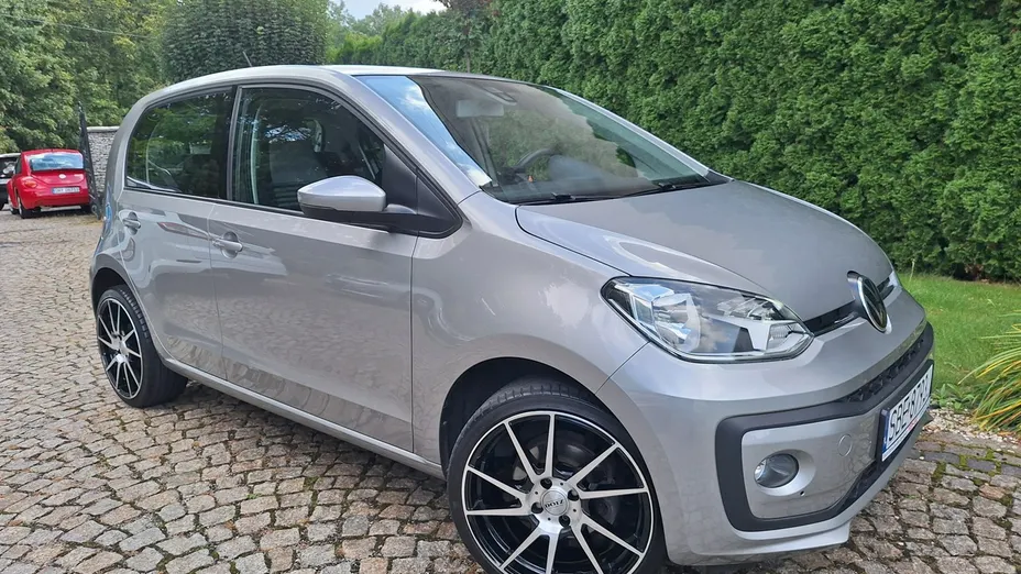 VOLKSWAGEN up! -