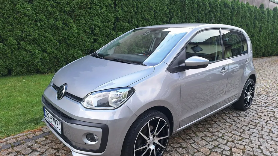VOLKSWAGEN up! -