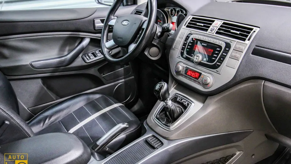 FORD Kuga -