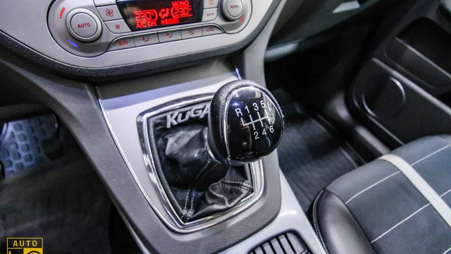 FORD Kuga -