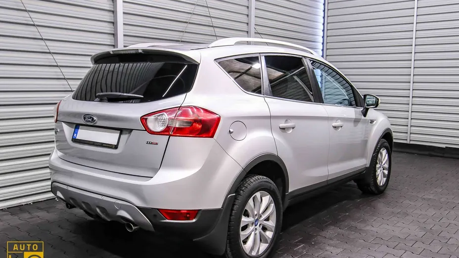 FORD Kuga -