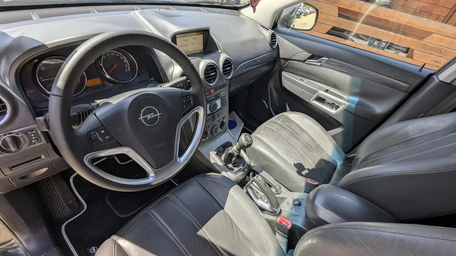 OPEL Antara -