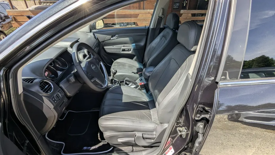 OPEL Antara -