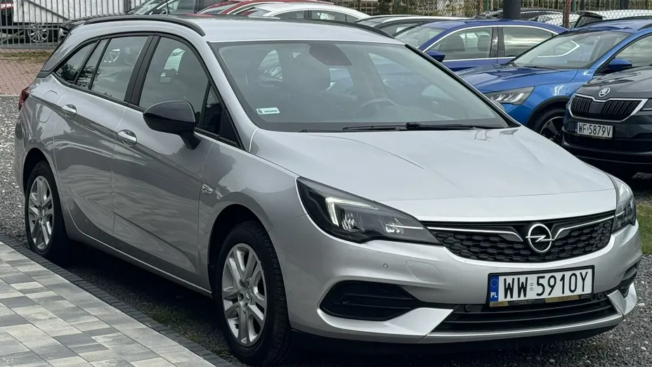 OPEL Astra -