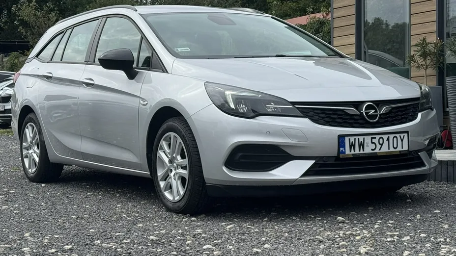 OPEL Astra -