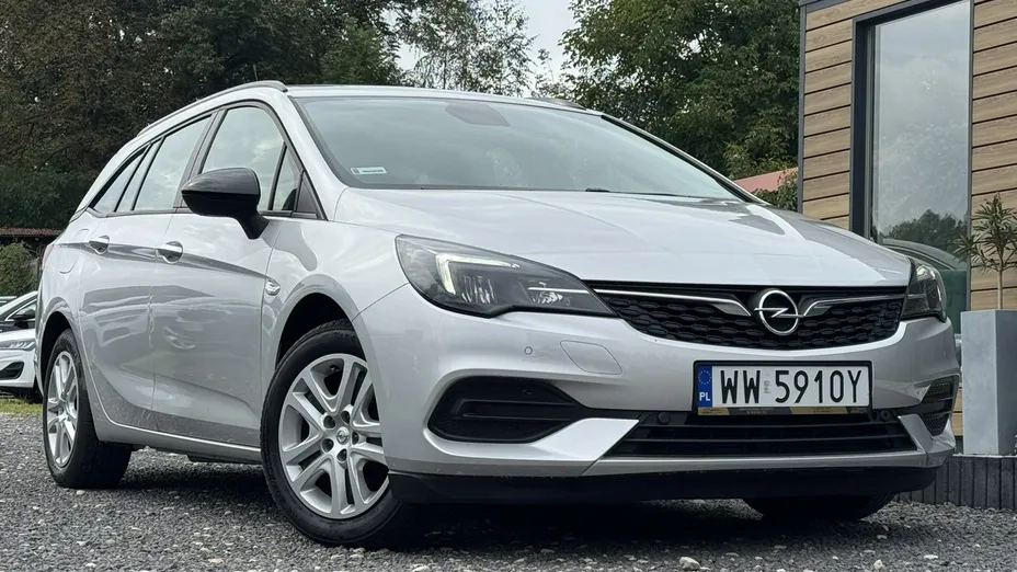 OPEL Astra -