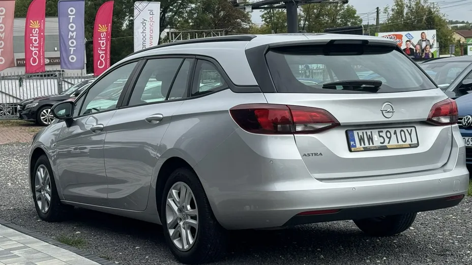 OPEL Astra -