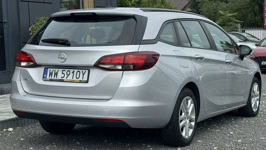 OPEL Astra -