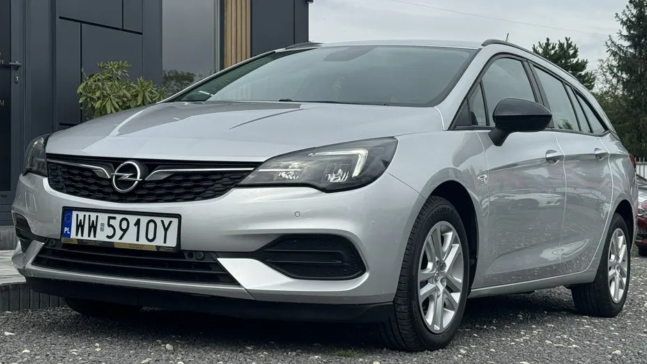 OPEL Astra -