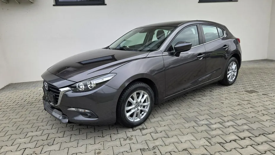 MAZDA 3 -
