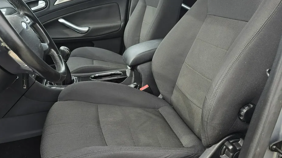 FORD Mondeo -