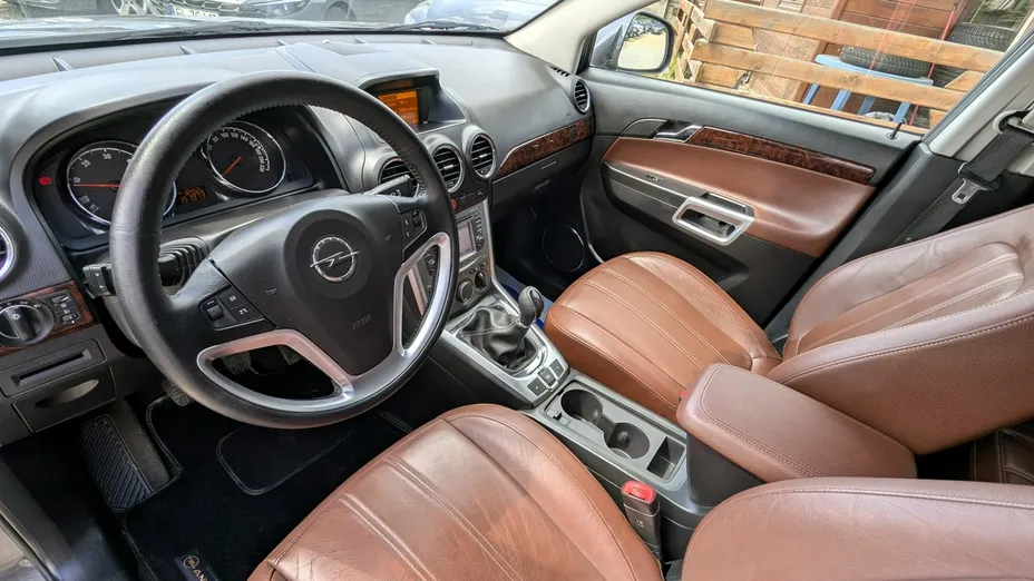 OPEL Antara -