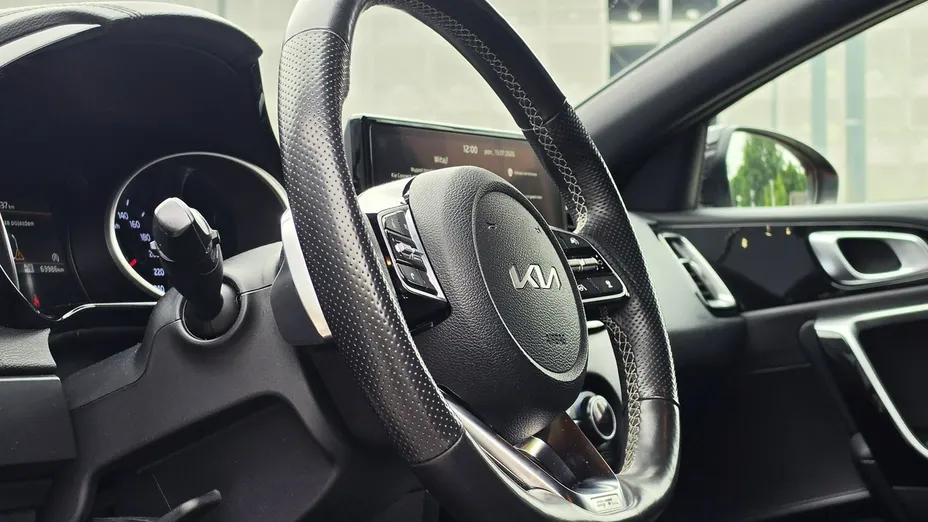 KIA ProCeed -