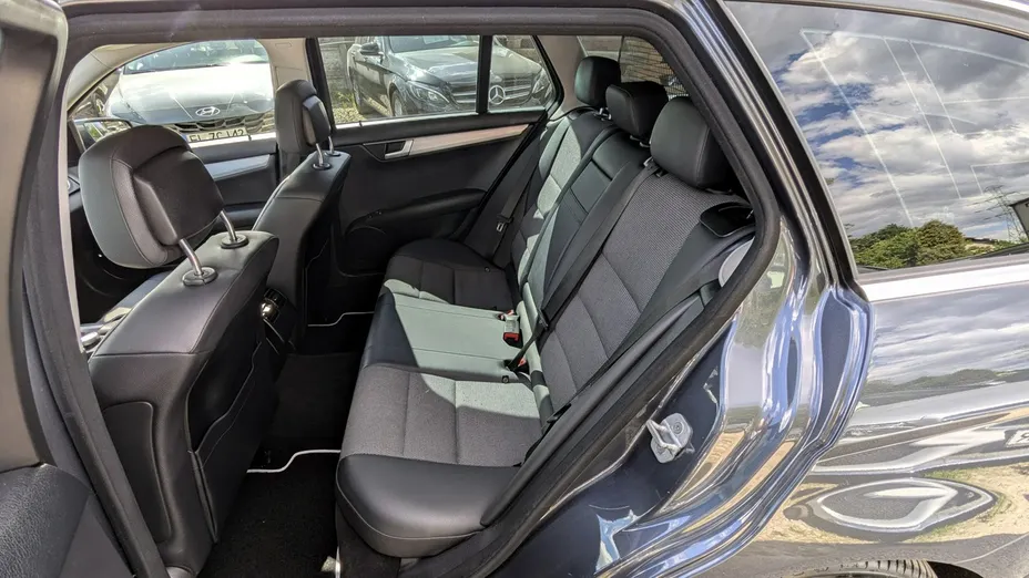 MERCEDES-BENZ C Klasa -