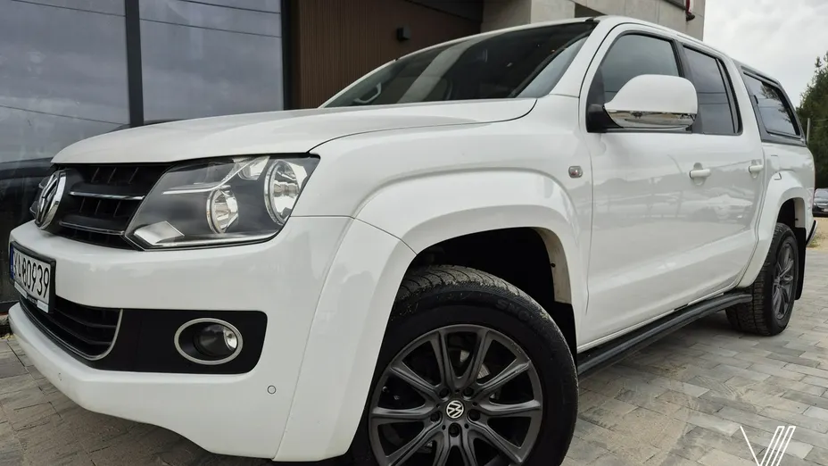 VOLKSWAGEN Amarok -