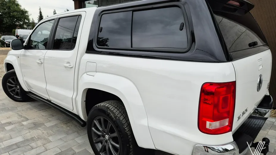 VOLKSWAGEN Amarok -