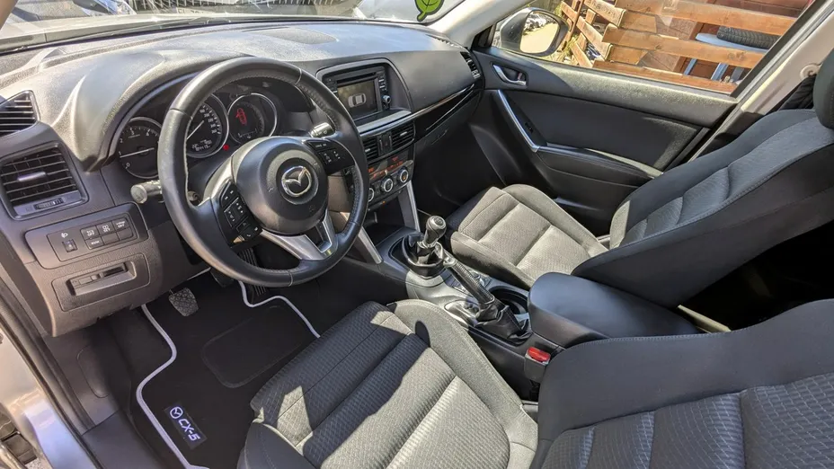 MAZDA CX-5 -