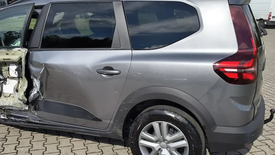 DACIA Jogger -