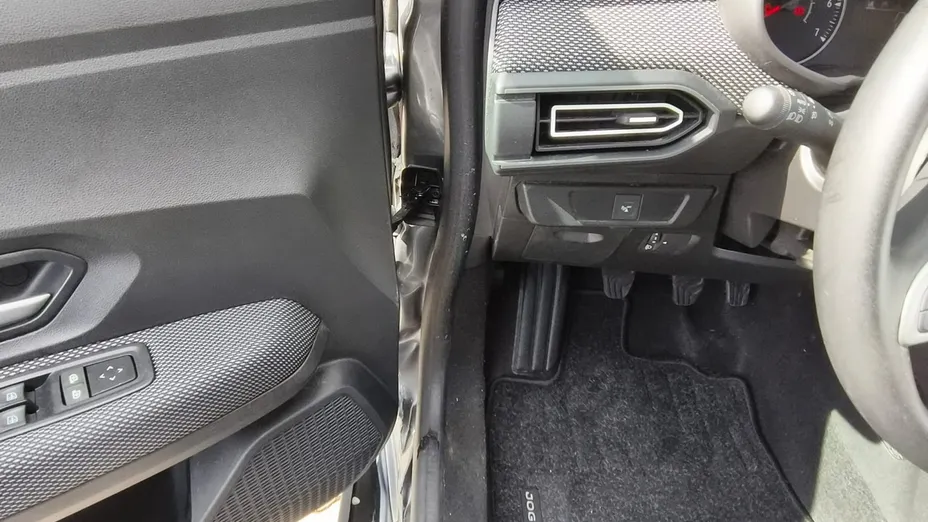 DACIA Jogger -