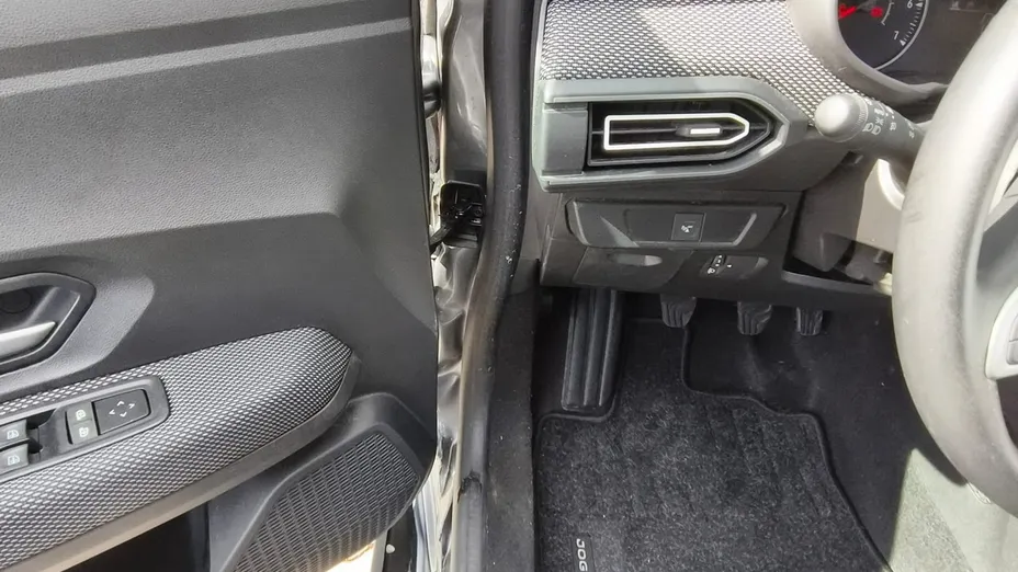 DACIA Jogger -