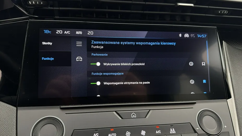 PEUGEOT 308 -