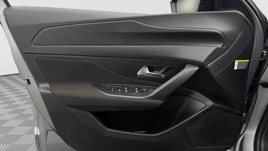 PEUGEOT 308 -