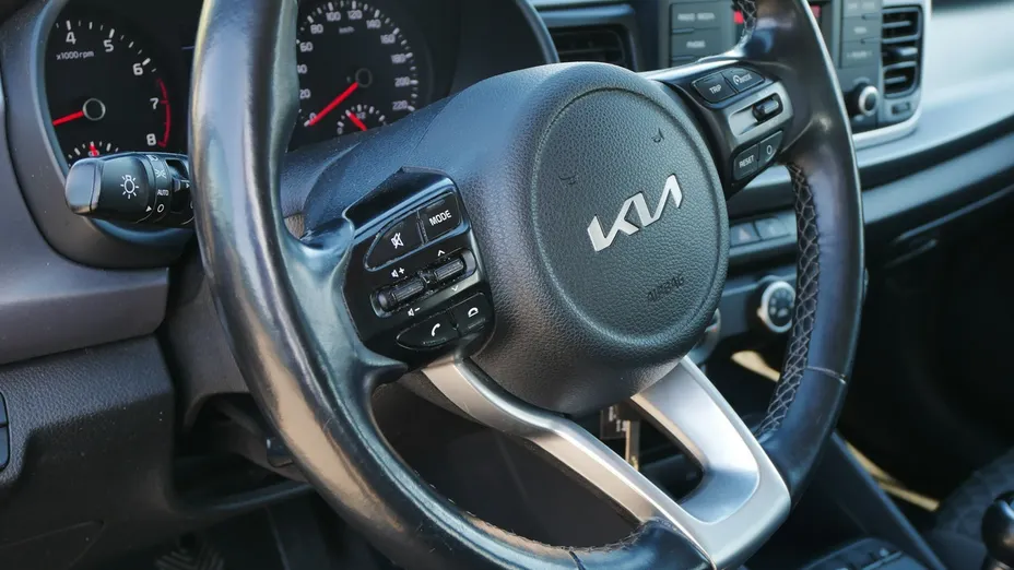 KIA Rio -