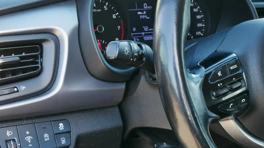 KIA Rio -