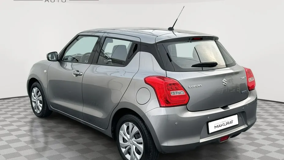 SUZUKI Swift -