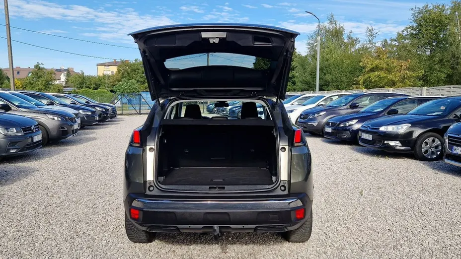 PEUGEOT 3008 -