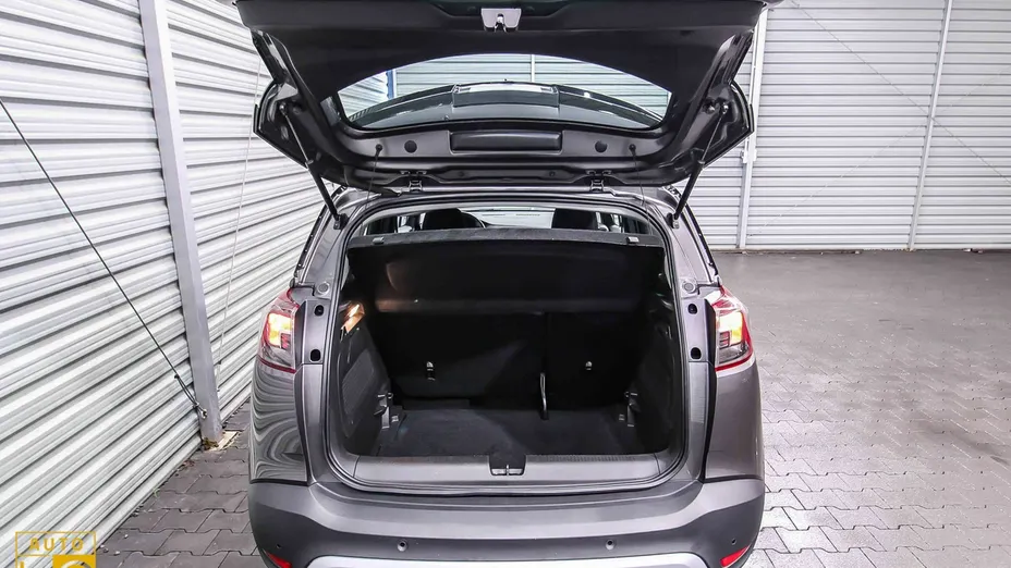 OPEL Crossland X -