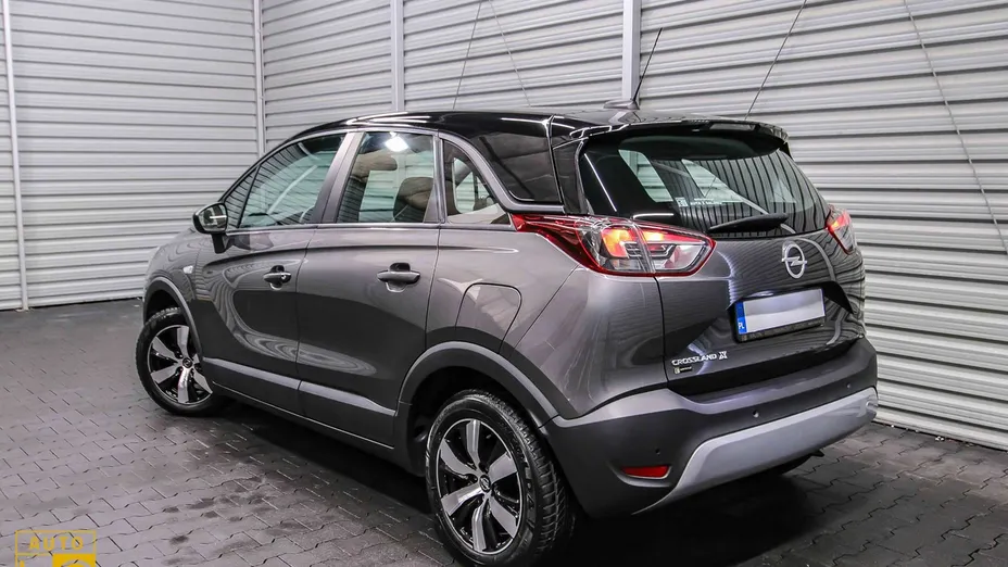OPEL Crossland X -